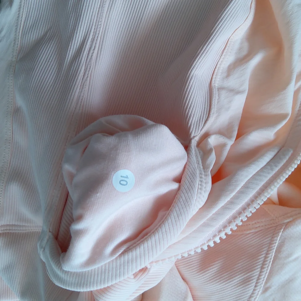 lululemon athletica very cute
